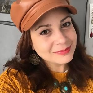 Meet your Posher, Maria